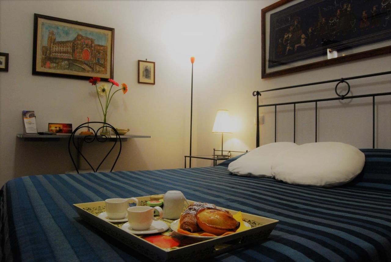 B&B Corte Barocca Лечче Экстерьер фото
